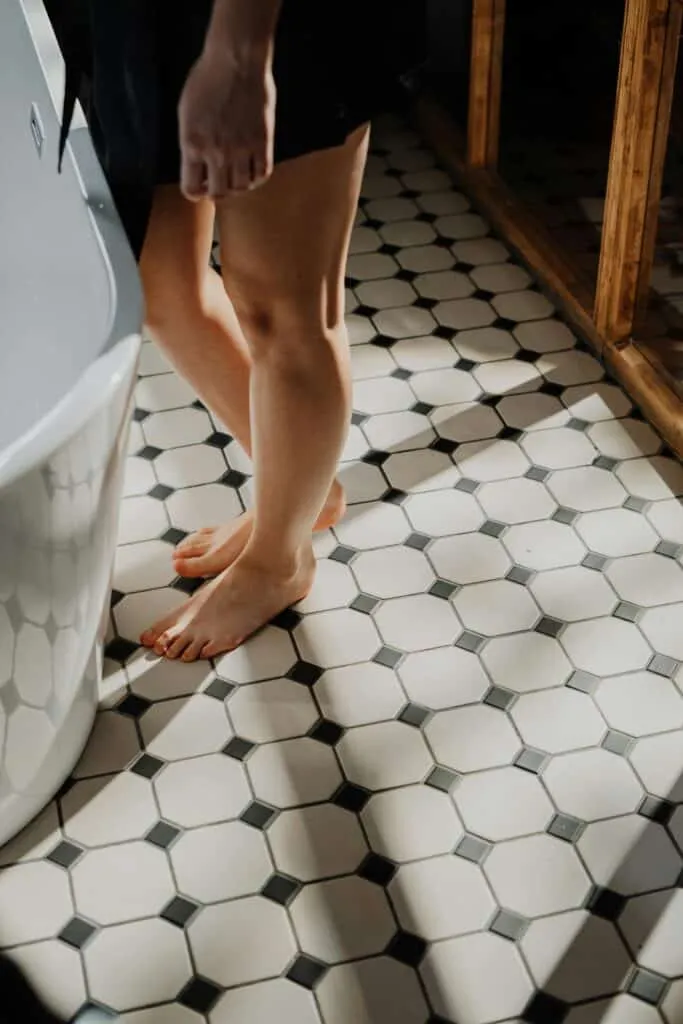 vintage bathroom tiles