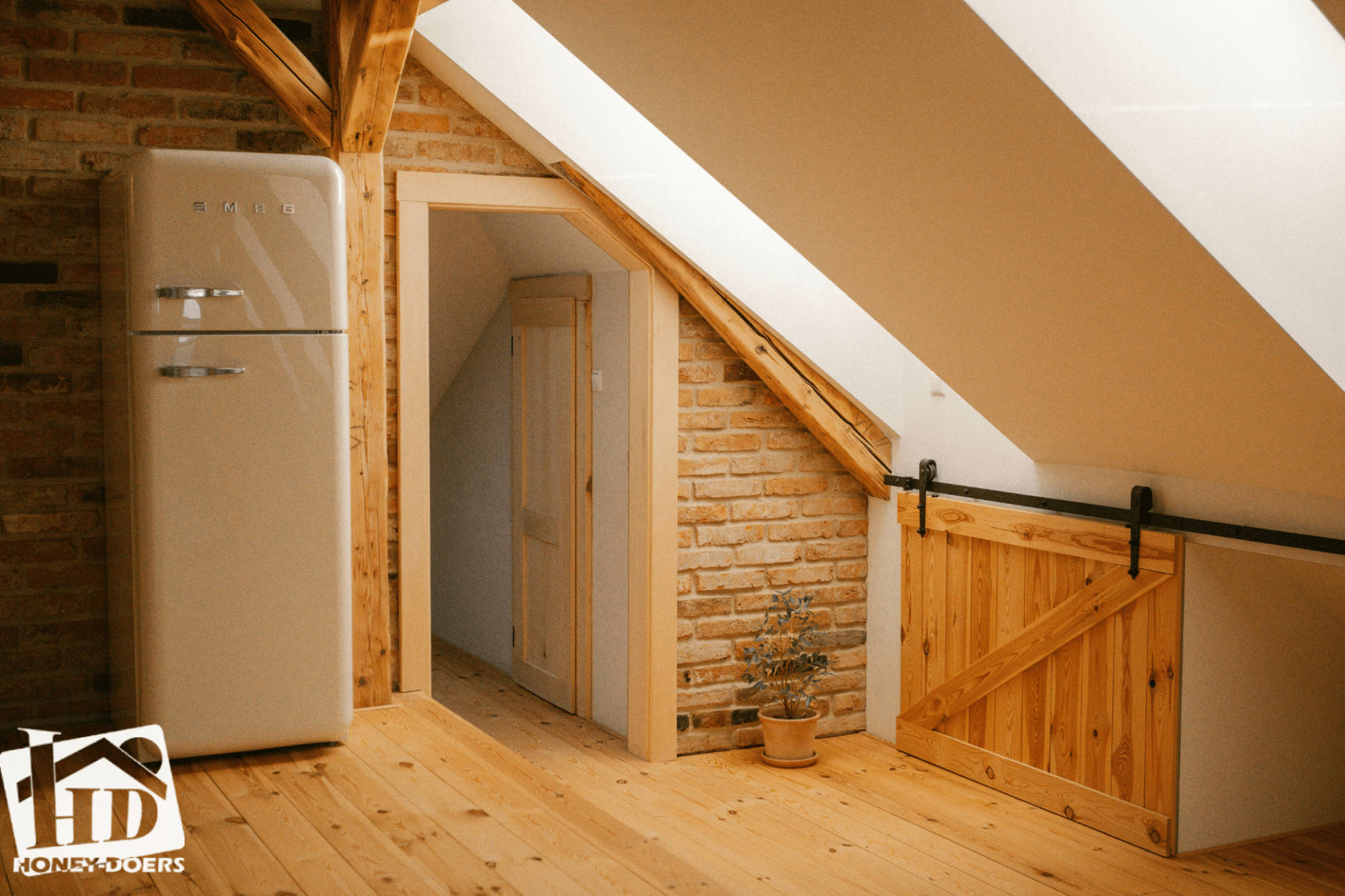 Maximizing Small Spaces: Innovative Storage Solutions for Urban Living