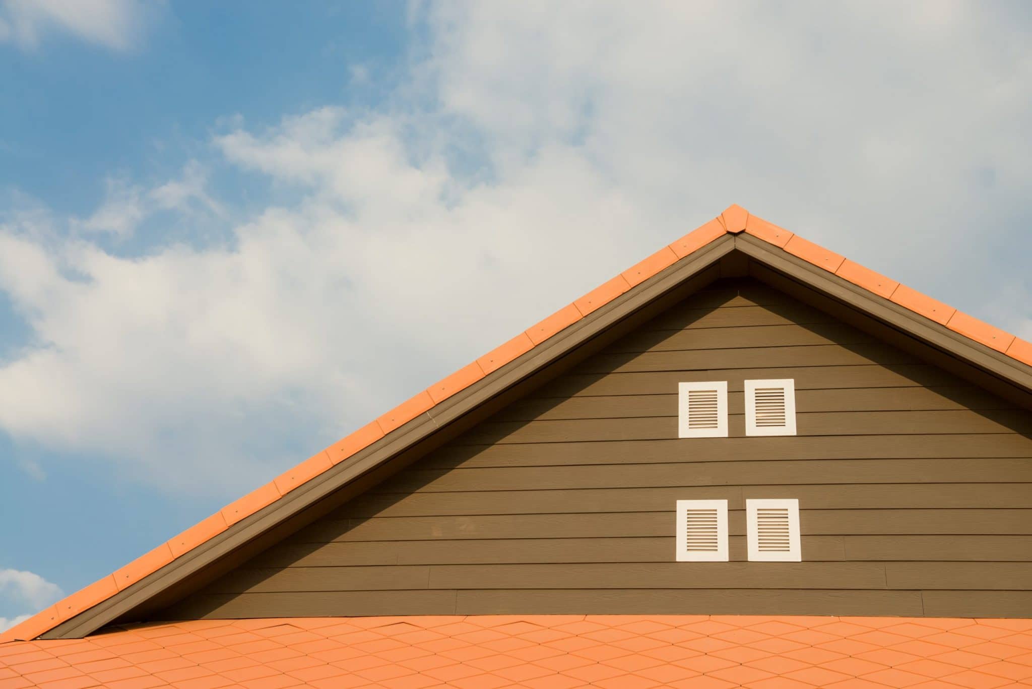 4 Signs it’s Time to Repair Your Roof